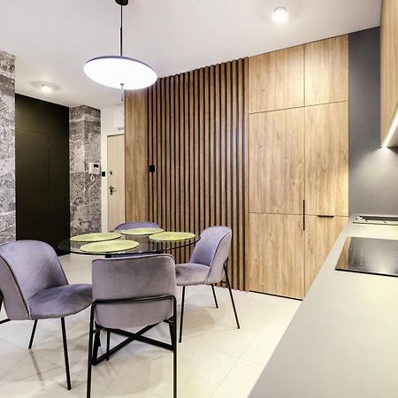 Aboutartapartments - Twin Towers Вроцлав Екстериор снимка